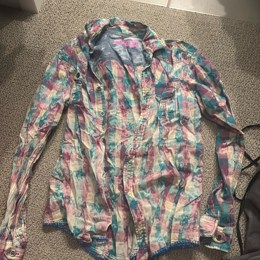 Flannel - Picture 1 of 3